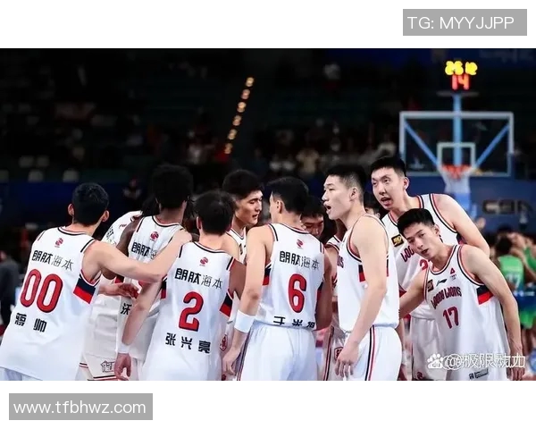 广州篮球队篮球意识显著提升再创佳绩引发广泛关注与讨论 广州篮球队篮球意识显著提升再创佳绩引发广泛关注与讨论