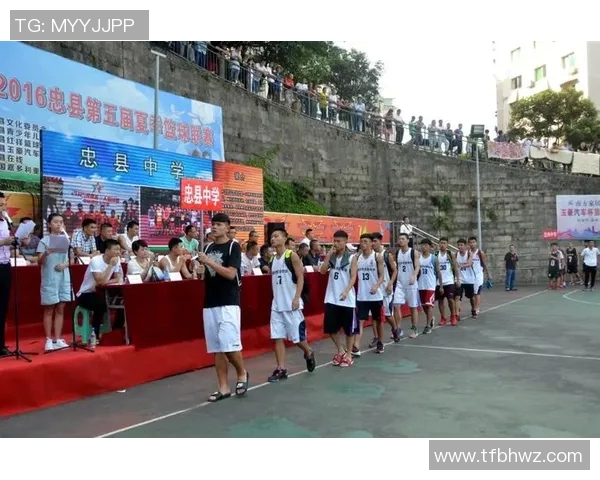 重庆篮球队在篮球战术排行榜中荣获第六名展现实力与潜力 重庆篮球队在篮球战术排行榜中荣获第六名展现实力与潜力