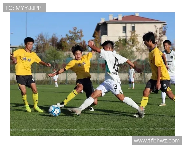 足球明星们的奋斗历程与励志故事激励着无数年轻人追逐梦想 足球明星们的奋斗历程与励志故事激励着无数年轻人追逐梦想